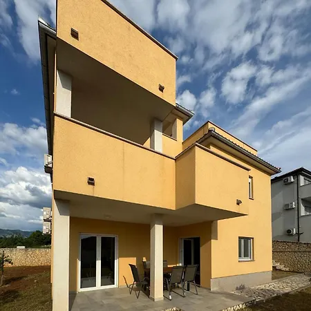 Apartamento 2 Bedroom Lovely In *